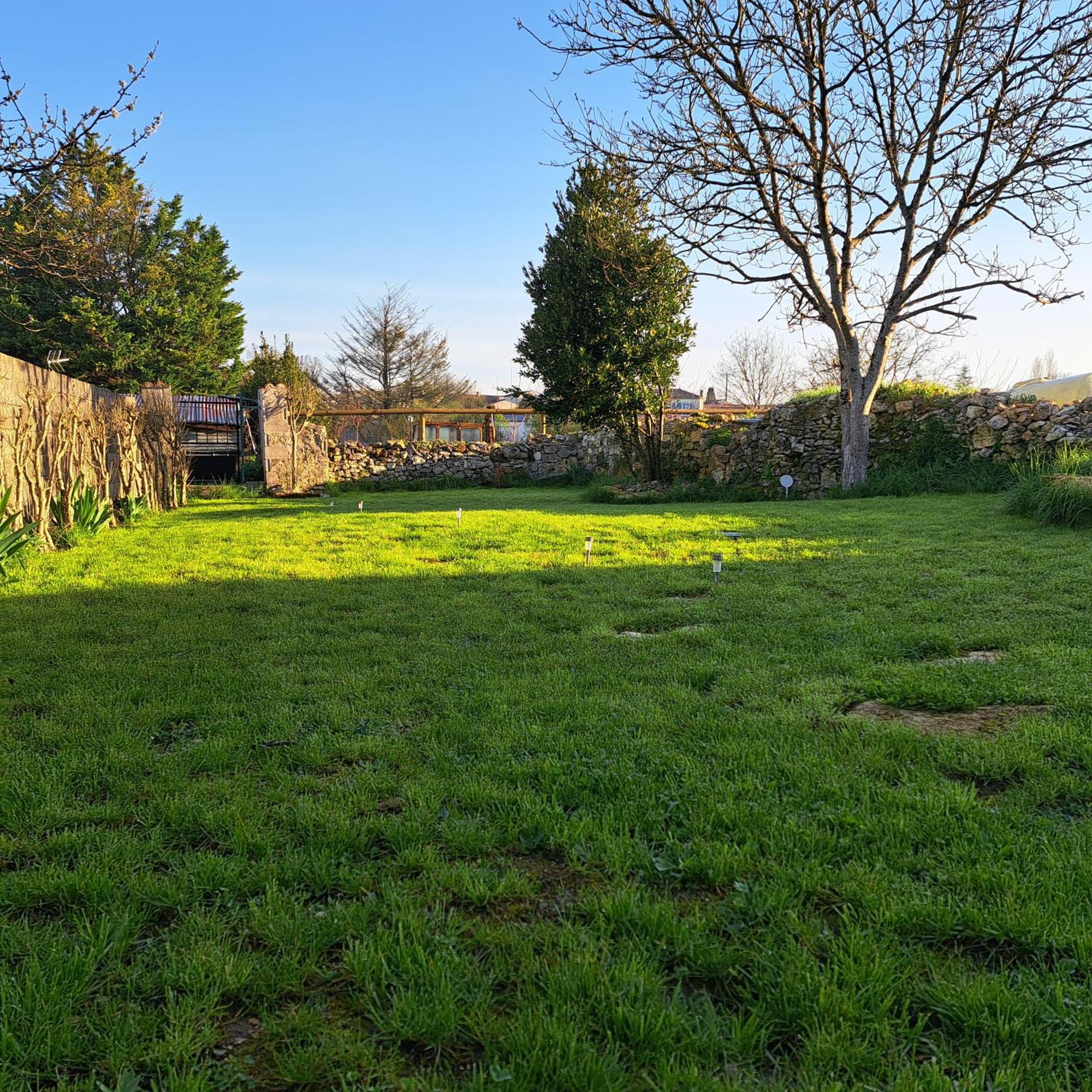 Au Pas De Velours Villa Saint-Vaize Bagian luar foto